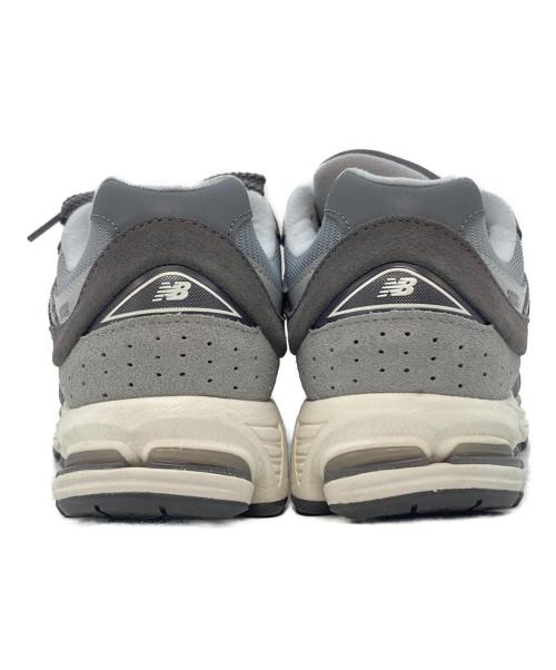 NEW BALANCE（ニューバランス）NEW BALANCE (ニューバランス) U2002R グレー サイズ:23.5の古着・服飾アイテム