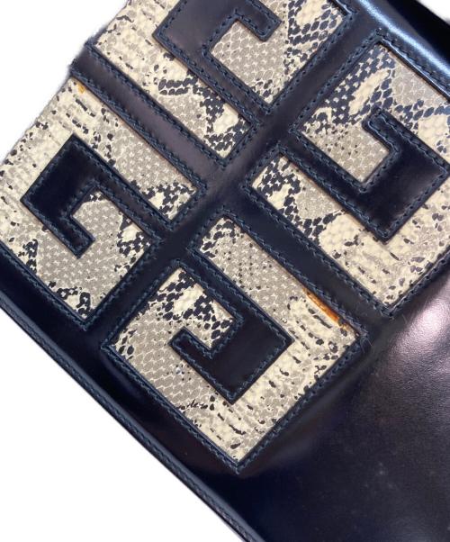 GIVENCHY（ジバンシィ）GIVENCHY (ジバンシィ) パイソンエナメルワンハンドルバッグ ブラックの古着・服飾アイテム