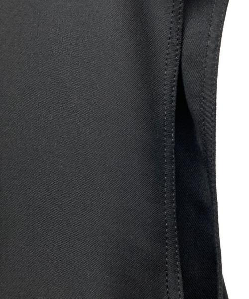 LE PHIL（ル フィル）LE PHIL (ル フィル) 2WAYツイルブラウス ブラック サイズ:FREE 未使用品の古着・服飾アイテム