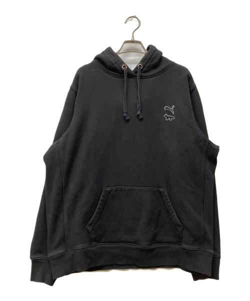 maison kitsune（メゾンキツネ）MAISON KITSUNE (メゾンキツネ) PUMA (プーマ) プルオーバーパーカー ブラック サイズ:Lの古着・服飾アイテム