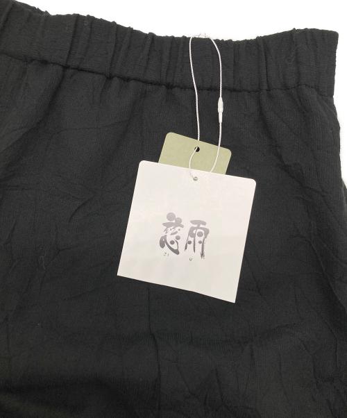 慈雨（ジウ）慈雨 (ジウ) コットンワイドイージーパンツ ブラック サイズ:40 未使用品の古着・服飾アイテム