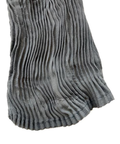 ISSEY MIYAKE（イッセイミヤケ）ISSEY MIYAKE (イッセイミヤケ) プリーツシアーカットソー グレー サイズ:Mの古着・服飾アイテム