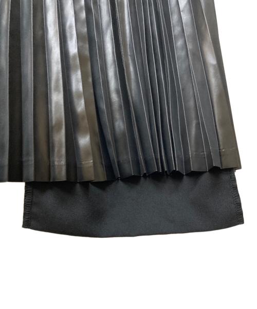 JUNYA WATANABE COMME des GARCONS（(ジュンヤワタナベ コムデギャルソン）JUNYA WATANABE COMME des GARCONS ((ジュンヤワタナベ コムデギャルソン) 切替プリーツパンツ ブラック サイズ:Sの古着・服飾アイテム