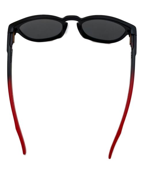 OAKLEY（オークリー）OAKLEY (オークリー) Latch ブラック×レッド サイズ:53□21の古着・服飾アイテム