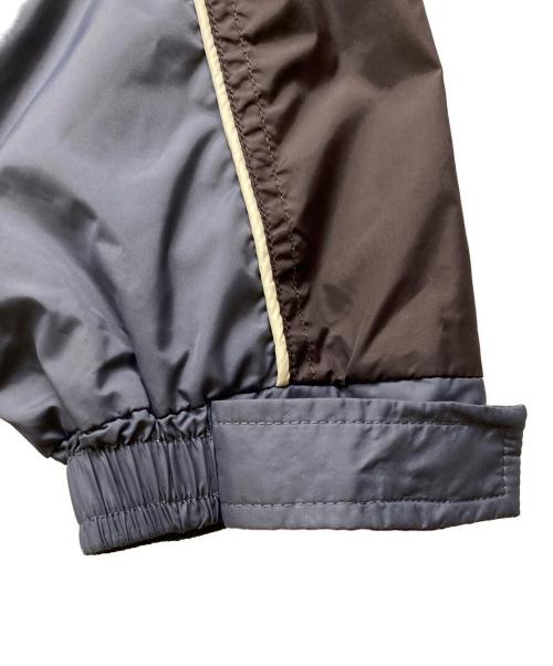 RUSSELL ATHLETIC（ラッセルアスレチック）RUSSELL ATHLETIC (ラッセルアスレチック) NYLON TRAINIG JACKET ブルー サイズ:L 未使用品の古着・服飾アイテム