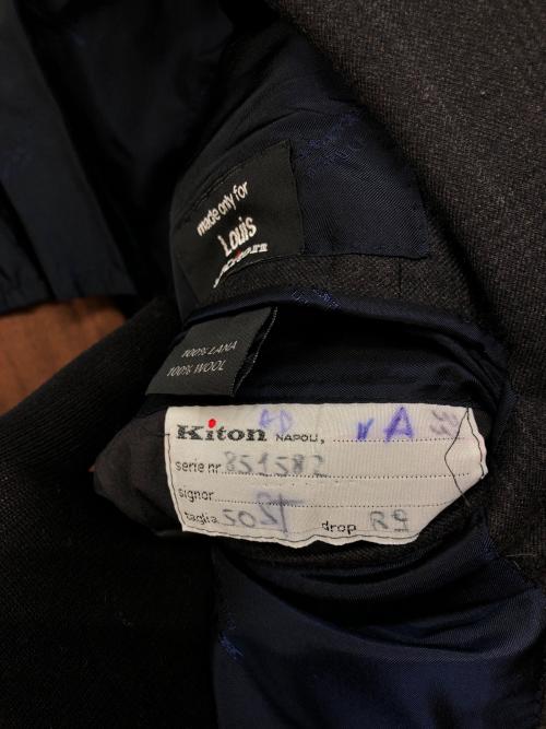 kiton（キートン）Kiton (キートン) テーラードジャケット ネイビー サイズ:不明（実寸サイズをご確認ください）の古着・服飾アイテム