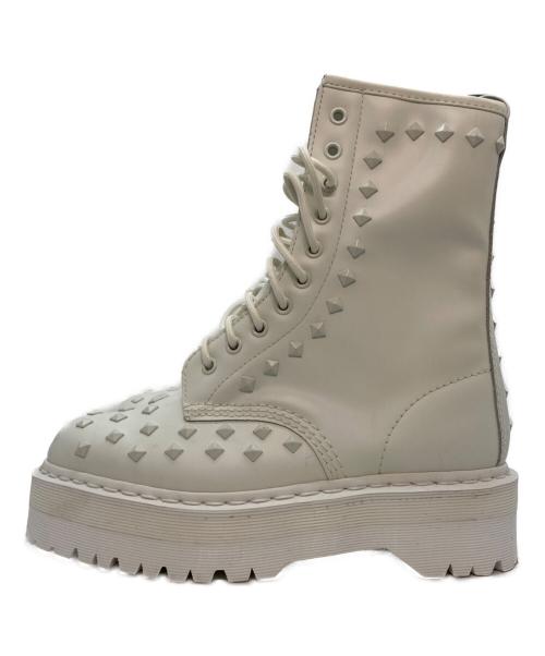 Dr.Martens（ドクターマーチン）Dr.Martens (ドクターマーチン) スタッズブーツ ホワイト サイズ:UK6 未使用品の古着・服飾アイテム