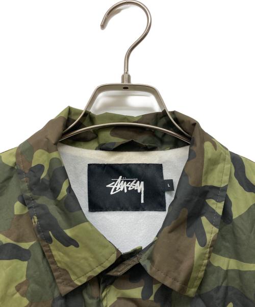 stussy（ステューシー）stussy (ステューシー) 迷彩ナイロンコーチジャケット グリーン サイズ:Lの古着・服飾アイテム