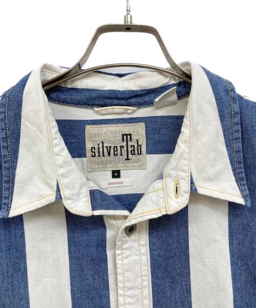 LEVI'S SILVERTAB（リーバイス シルバータブ）LEVI'S SILVERTAB (リーバイス シルバータブ) オーバーサイズ ストライプシャツ ホワイト×ネイビー サイズ:Mの古着・服飾アイテム