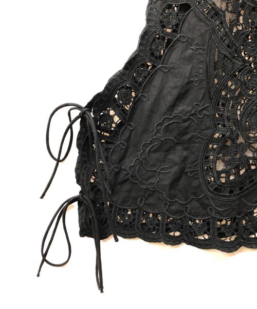 Curensology（カレンソロジー）Curensology (カレンソロジー) エンブロイダリーブラウス ブラック サイズ:F 未使用品の古着・服飾アイテム