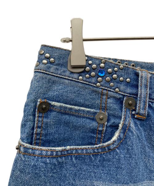 PPFM（ピーピーエフエム）PPFM (ピーピーエフエム) ダメージ加工スタッズデニムパンツ インディゴ サイズ:Lの古着・服飾アイテム