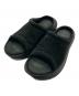 UGG（アグ）の古着「CA805 V2 Slide」｜ブラック