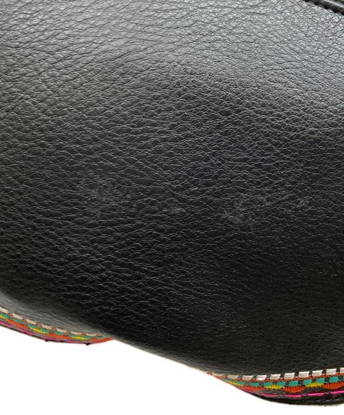 Desigual（デシグアル）Desigual (デシグアル) フェイクレザーショルダーバッグ ブラックの古着・服飾アイテム