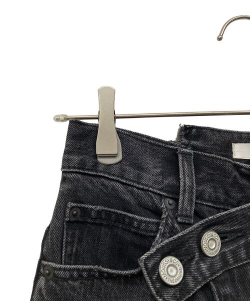 moussy（マウジー）moussy (マウジー) CROSS WAIST WIDE STRAIGHT ブラックの古着・服飾アイテム