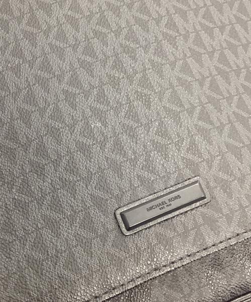 MICHAEL KORS（マイケルコース）MICHAEL KORS (マイケルコース) ショルダーバッグ ブラックの古着・服飾アイテム