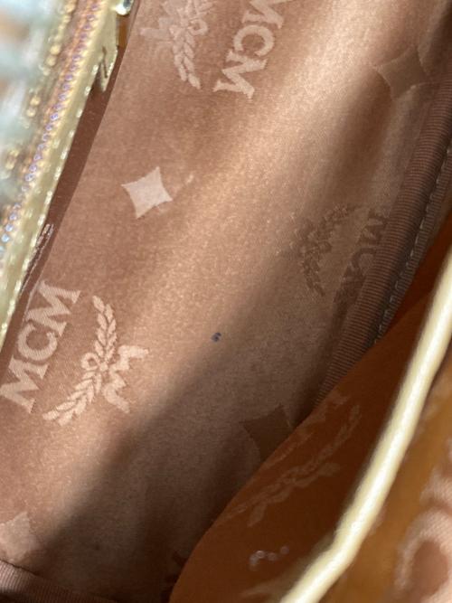 MCM（エムシーエム）MCM (エムシーエム) リュック ブラウンの古着・服飾アイテム