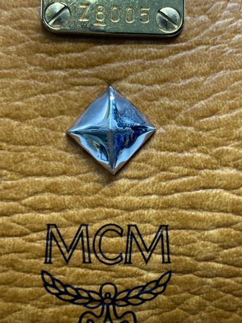 MCM（エムシーエム）MCM (エムシーエム) リュック ブラウンの古着・服飾アイテム