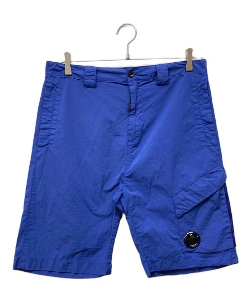C.P COMPANY（シーピーカンパニー）C.P COMPANY (シーピーカンパニー) CHROME-R CARGO SHORTS ワイドカーゴショーツ ブルー サイズ:44の古着・服飾アイテム