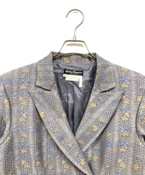 Salvatore Ferragamo（サルヴァトーレ フェラガモ）Salvatore Ferragamo (サルヴァトーレ フェラガモ) テーラードジャケット グレー サイズ:42の古着・服飾アイテム