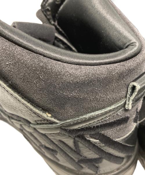 NIKE（ナイキ）NIKE (ナイキ) FAUST (ファウスト) SB Dunk High ブラック アンド メタリックゴールド サイズ:US9.5の古着・服飾アイテム