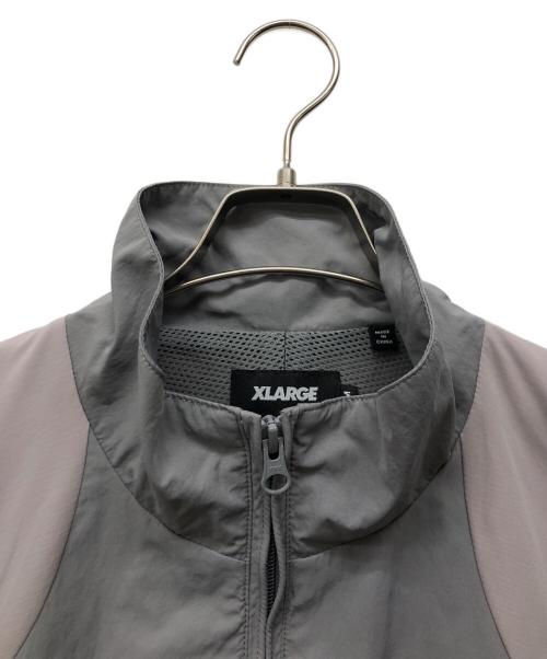 X-LARGE（エクストララージ）X-LARGE (エクストララージ) NYLON TRACK JACKET グレー サイズ:Mの古着・服飾アイテム