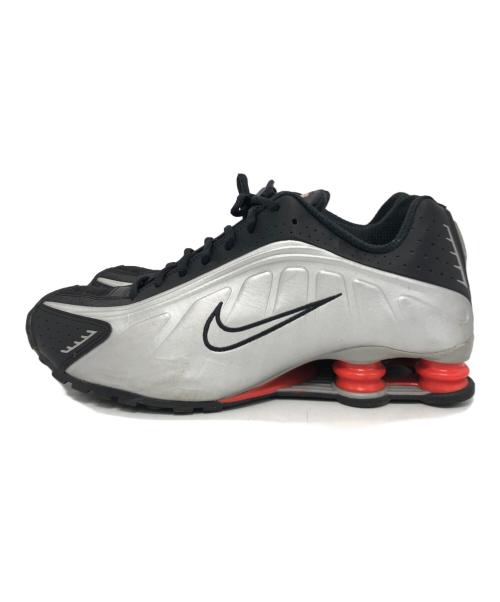 NIKE（ナイキ）NIKE (ナイキ) SHOX R4 シルバー×ブラック サイズ:27.5㎝の古着・服飾アイテム