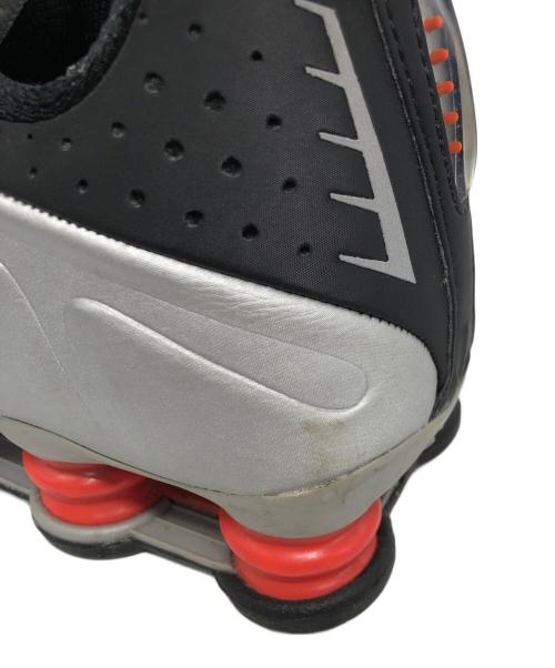 NIKE（ナイキ）NIKE (ナイキ) SHOX R4 シルバー×ブラック サイズ:27.5㎝の古着・服飾アイテム