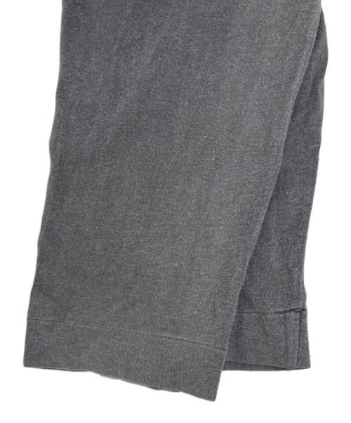 ISSEY MIYAKE（イッセイミヤケ）ISSEY MIYAKE (イッセイミヤケ) ベルトループ付フロントタックスウェットパンツ グレー サイズ:SIZE Mの古着・服飾アイテム