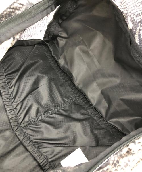 THE NORTH FACE（ザ ノース フェイス）THE NORTH FACE (ザ ノース フェイス) Supreme (シュプリーム) Snakeskin Lightweight Day BackPack ブラックの古着・服飾アイテム