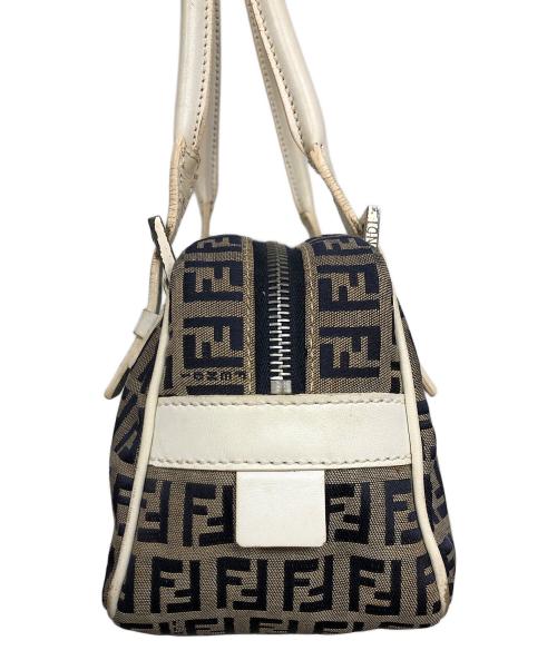 FENDI（フェンディ）FENDI (フェンディ) ハンドバッグ ベージュ・ネイビー・ホワイトの古着・服飾アイテム
