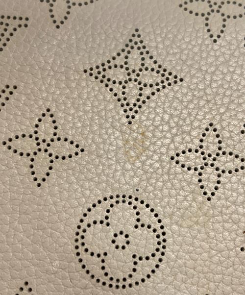 LOUIS VUITTON（ルイ ヴィトン）LOUIS VUITTON (ルイ ヴィトン) マヒナ ジッピーウォレット ベージュの古着・服飾アイテム