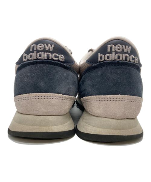 NEW BALANCE（ニューバランス）NEW BALANCE (ニューバランス) 730ローカットスニーカー グレー サイズ:9の古着・服飾アイテム