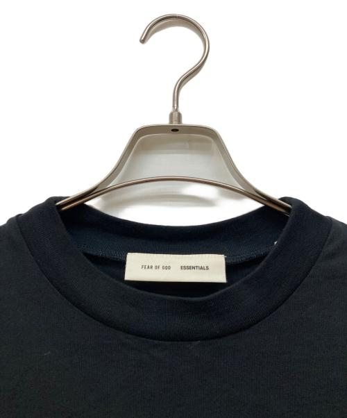 FOG ESSENTIALS（フィアオブゴッド エッセンシャル）FOG ESSENTIALS (フィアオブゴッド エッセンシャル) プリントロゴTシャツ ブラック サイズ:Mの古着・服飾アイテム