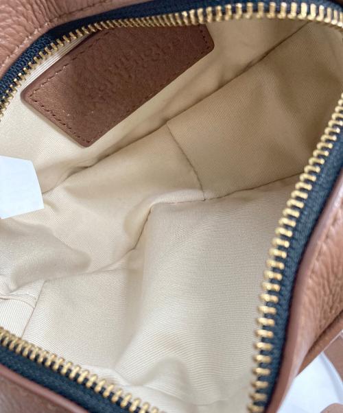 MARC JACOBS（マークジェイコブス）MARC JACOBS (マークジェイコブス) THE SOFTSHOT 17 ブラウンの古着・服飾アイテム