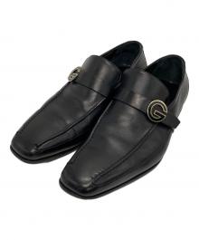 GUCCI（グッチ）の古着「Gストラップローファー」｜ブラック