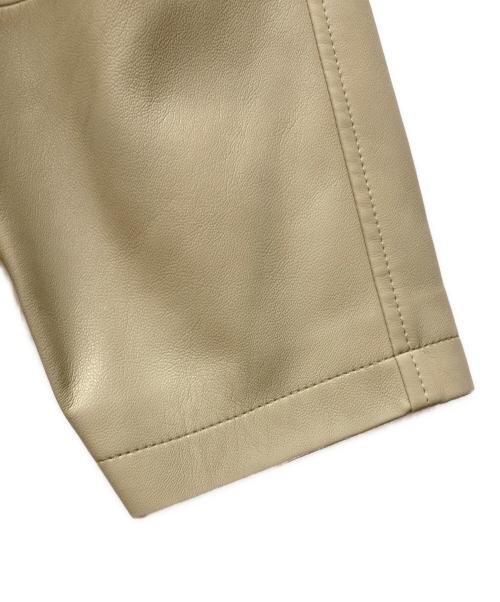 anuke（アンヌーク）anuke (アンヌーク) Ecoleather Over Jacket ベージュ サイズ:36 未使用品の古着・服飾アイテム