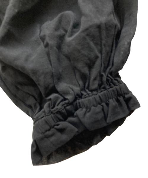 crinkle crinkle crinkle（クリンクル クリンクル クリンクル）crinkle crinkle crinkle (クリンクル クリンクル クリンクル) スカラップフリルブラウス ブラック サイズ:Fの古着・服飾アイテム