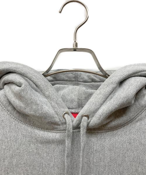 SUPREME（シュプリーム）Supreme (シュプリーム) Micro Logo Hooded Sweatshirt グレー サイズ:Lの古着・服飾アイテム