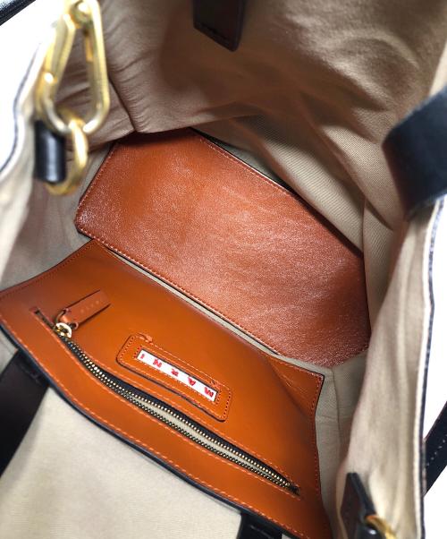 MARNI（マルニ）MARNI (マルニ) ショルダーバッグ ブラウンの古着・服飾アイテム