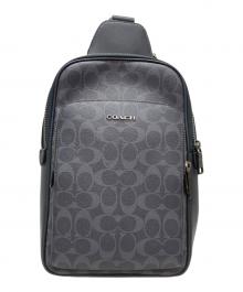 COACH（コーチ）の古着「イーサン パック・シグネチャー デニム ボディバッグ」｜ネイビー