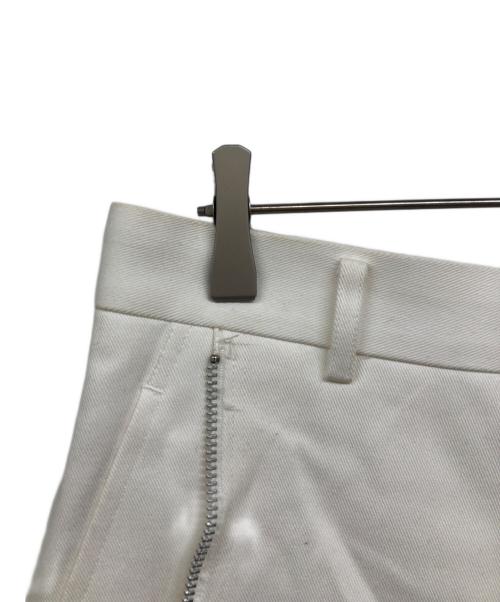 COMME des GARCONS HOMME PLUS（コムデギャルソンオムプリュス）COMME des GARCONS HOMME PLUS (コムデギャルソンオムプリュス) サイドジップデザインハーフパンツ ホワイト サイズ:XSの古着・服飾アイテム