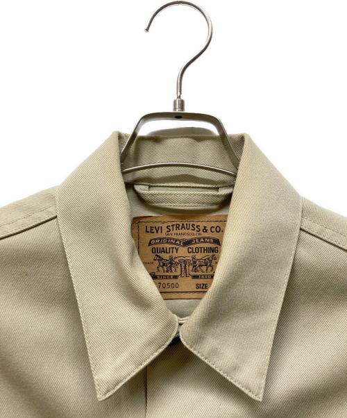 LEVI'S（リーバイス）LEVI'S (リーバイス) トラッカージャケット ベージュ サイズ:Mの古着・服飾アイテム