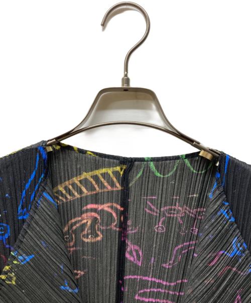 PLEATS PLEASE（プリーツプリーズ）PLEATS PLEASE (プリーツプリーズ) 総柄プリントカーディガン ブラック サイズ:4の古着・服飾アイテム