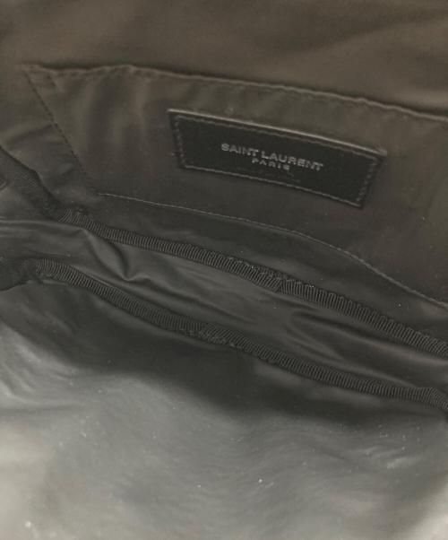 Saint Laurent Paris（サンローランパリ）Saint Laurent Paris (サンローランパリ) キルティングポーチ レッドの古着・服飾アイテム