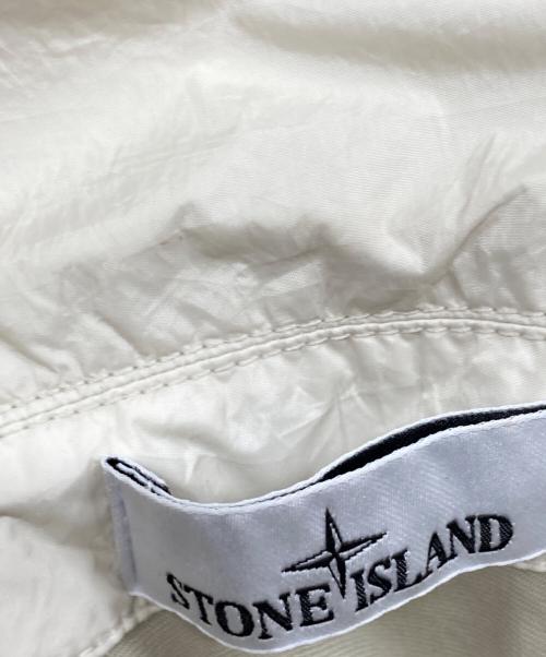 STONE ISLAND（ストーンアイランド）STONE ISLAND (ストーンアイランド) GARMENT DYED CRINKLE REPS RECYCLED NYLON ベージュ サイズ:Mの古着・服飾アイテム