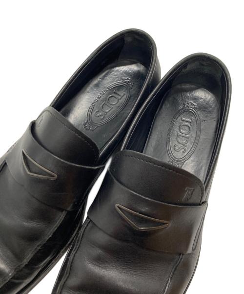 TOD'S（トッズ）TOD'S (トッズ) ローファー ブラック サイズ:7の古着・服飾アイテム