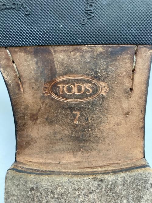 TOD'S（トッズ）TOD'S (トッズ) ローファー ブラック サイズ:7の古着・服飾アイテム