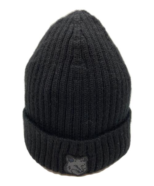 maison kitsune（メゾンキツネ）MAISON KITSUNE (メゾンキツネ) FOX HEAD PATCH RIBBED BEANIE ブラックの古着・服飾アイテム