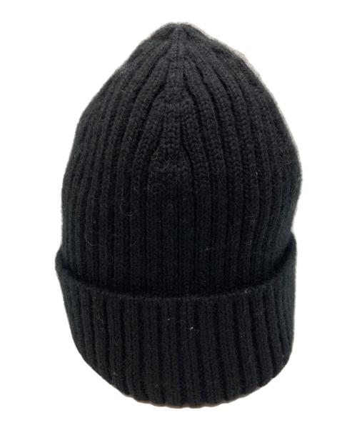 maison kitsune（メゾンキツネ）MAISON KITSUNE (メゾンキツネ) FOX HEAD PATCH RIBBED BEANIE ブラックの古着・服飾アイテム
