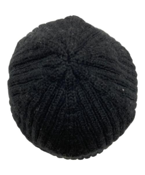 maison kitsune（メゾンキツネ）MAISON KITSUNE (メゾンキツネ) FOX HEAD PATCH RIBBED BEANIE ブラックの古着・服飾アイテム